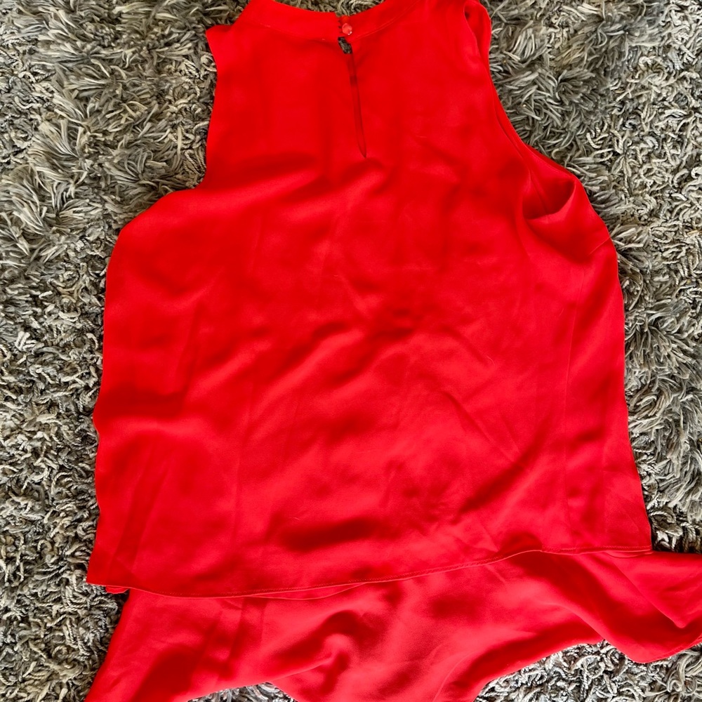 Coral layered tank